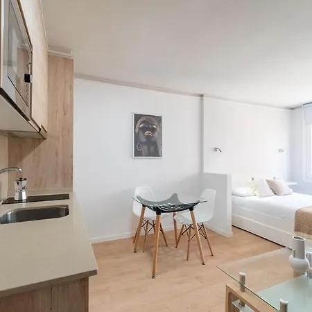 Estudio By Plaza Espana Con Parking アパート *